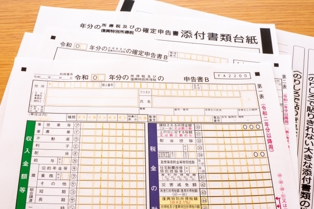 所得税の準確定申告の申告者と必要書類