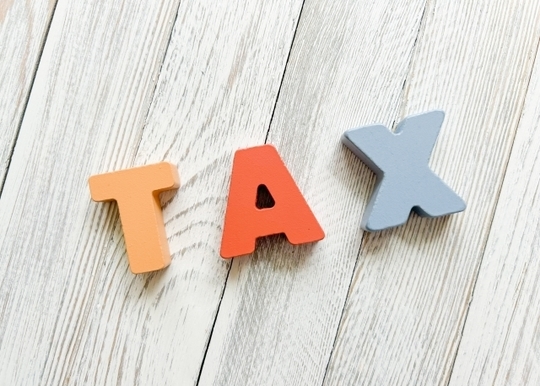 不動産を贈与する際に発生する税金は贈与税だけではない