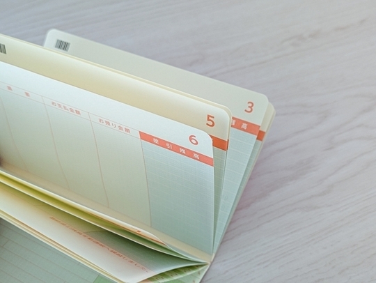 銀行での預貯金の相続の方法と必要な書類について